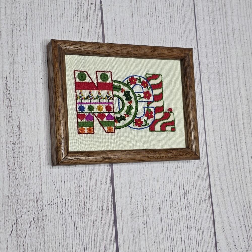 Vintage NOEL Christmas Cross Stitch Embroidery Framed Holiday Needlework - Picture 4 of 6